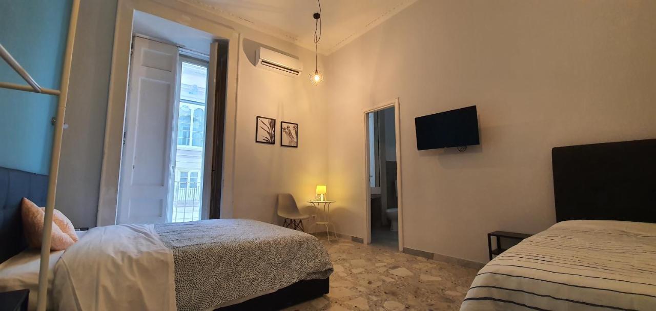 Sofia Rooms Неаполь Экстерьер фото