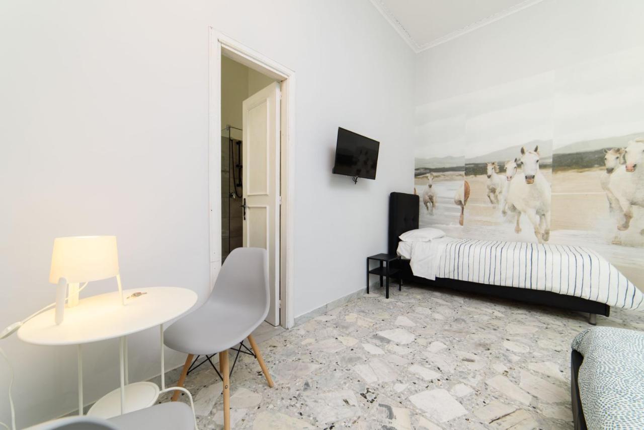 Sofia Rooms Неаполь Экстерьер фото